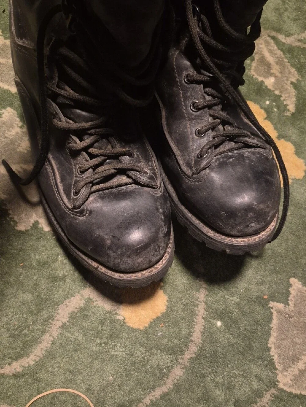 Matterhorn black leather